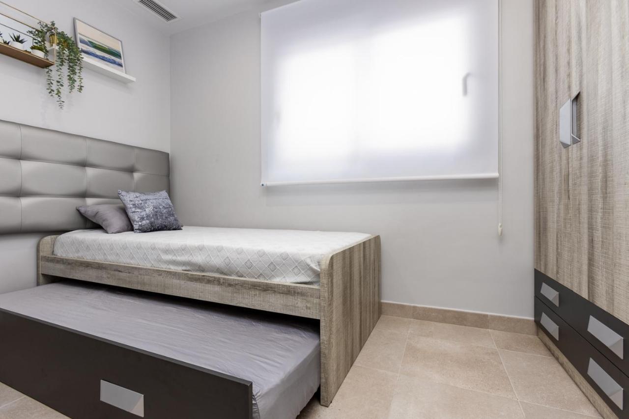 Moderno Apartamento Scandic, Playa Del Cura トレビエハ エクステリア 写真