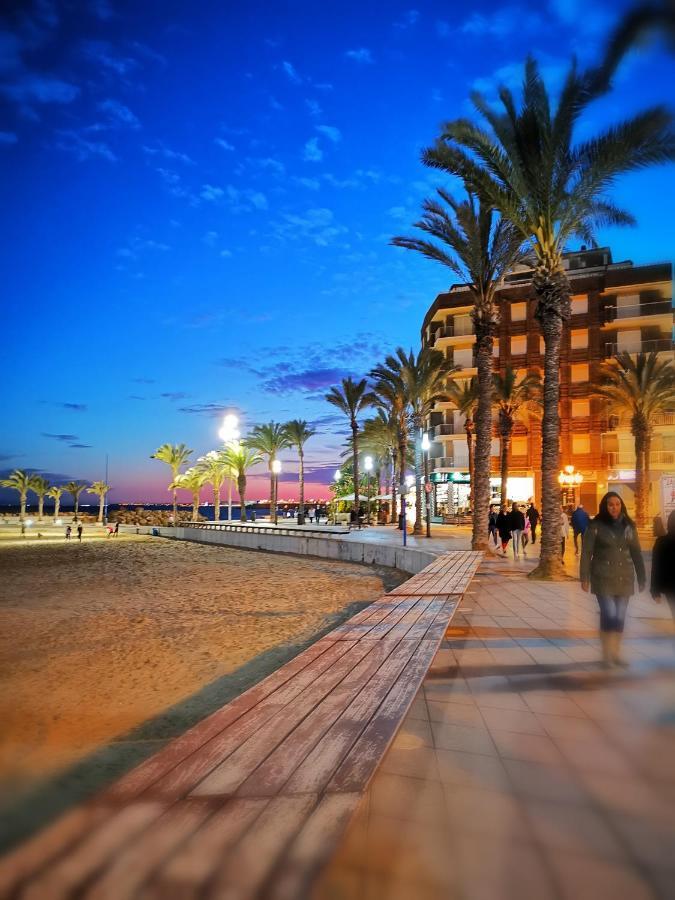 Moderno Apartamento Scandic, Playa Del Cura トレビエハ エクステリア 写真